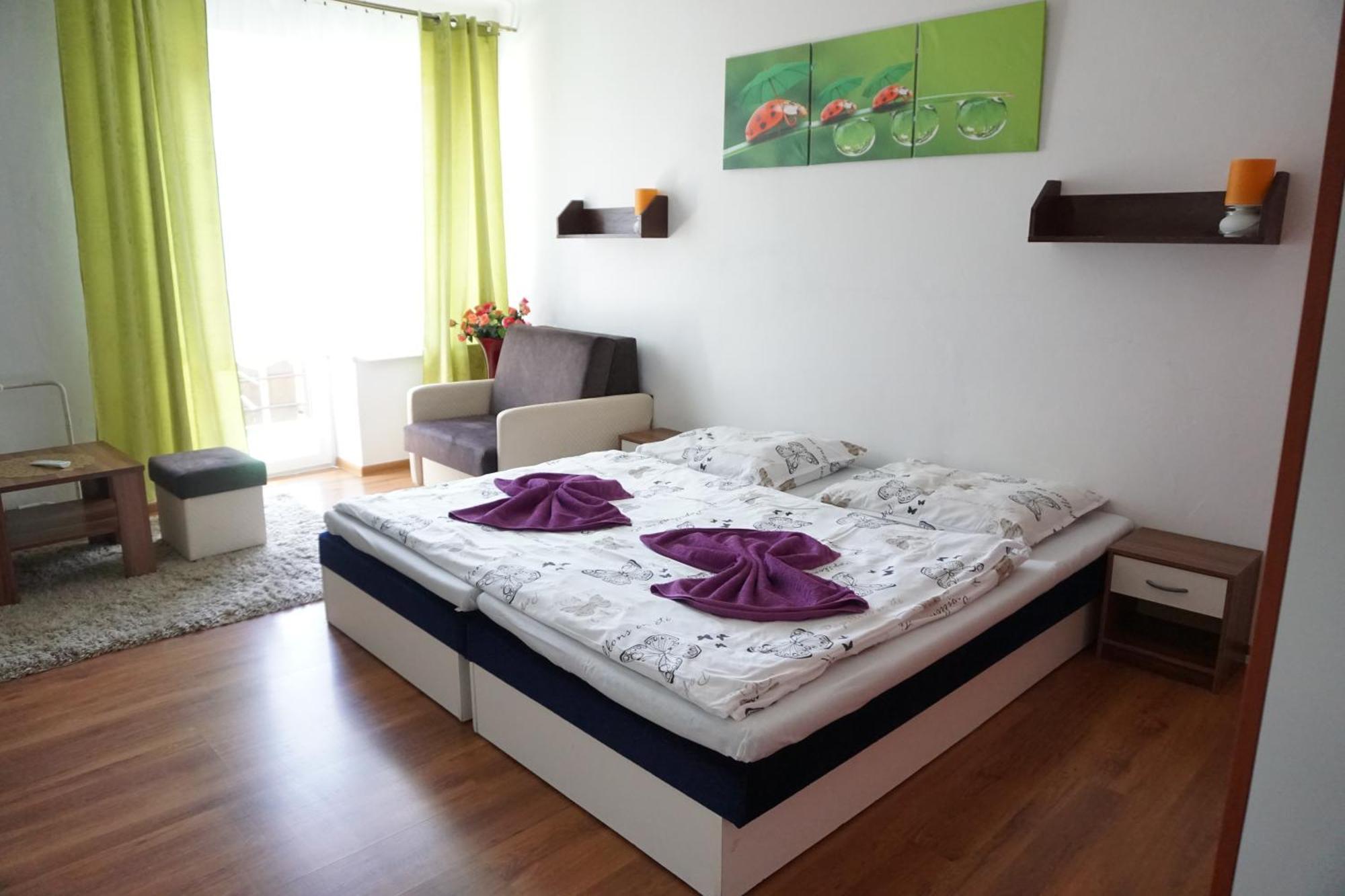 Hotel Gula Batizovce Екстериор снимка