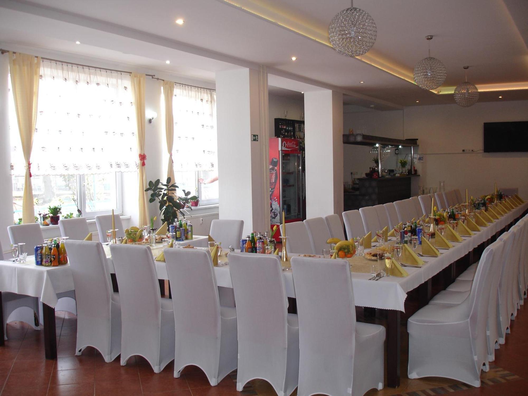 Hotel Gula Batizovce Екстериор снимка