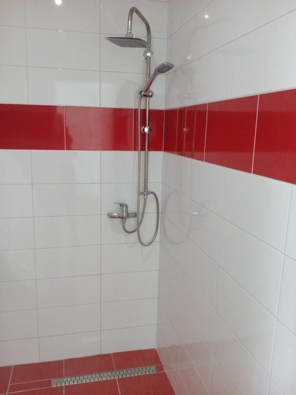 Hotel Gula Batizovce Екстериор снимка