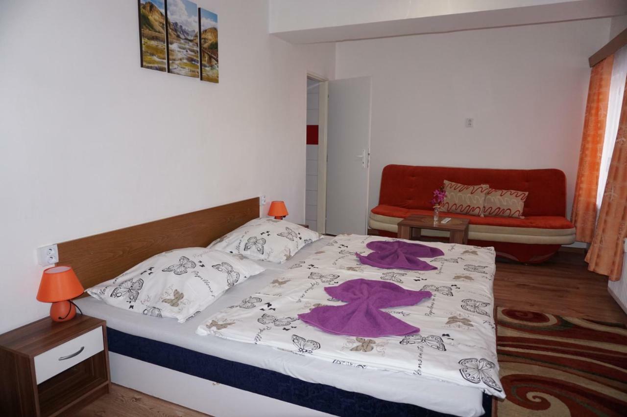 Hotel Gula Batizovce Екстериор снимка