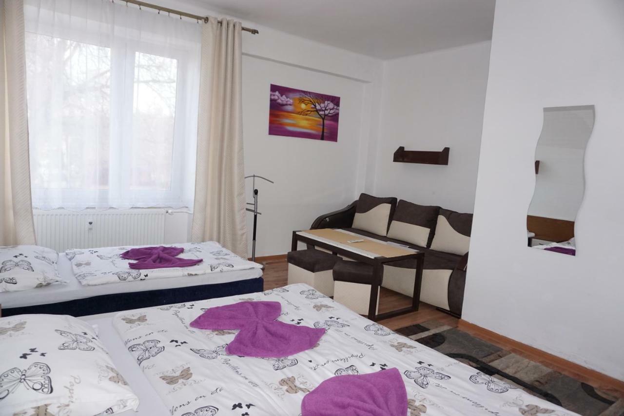 Hotel Gula Batizovce Екстериор снимка